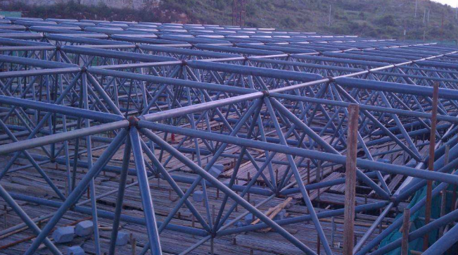 兰溪概述网架加工中对钢材的质量的过细恳求