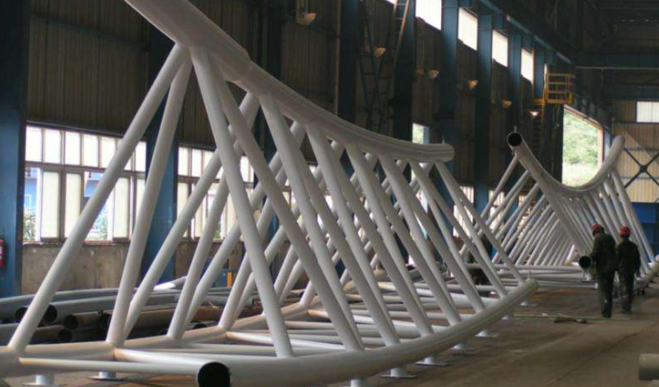 兰溪管廊钢结构与桁架结构的管道支架应该如何区分
